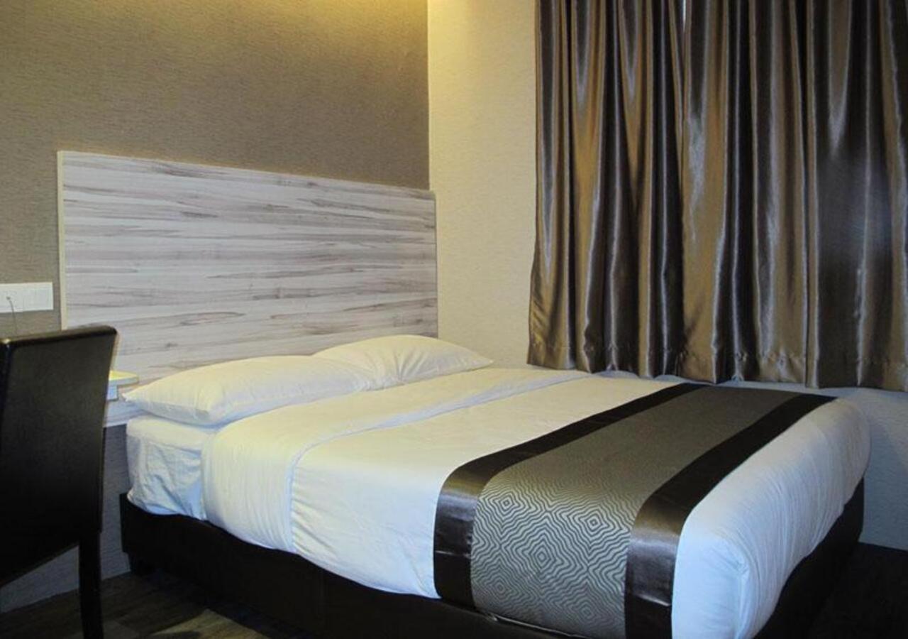 Hotel Austin Paradise - Taman Pulai Utama Skudai Buitenkant foto