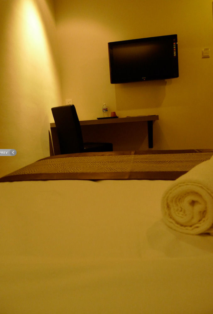 Hotel Austin Paradise - Taman Pulai Utama Skudai Buitenkant foto