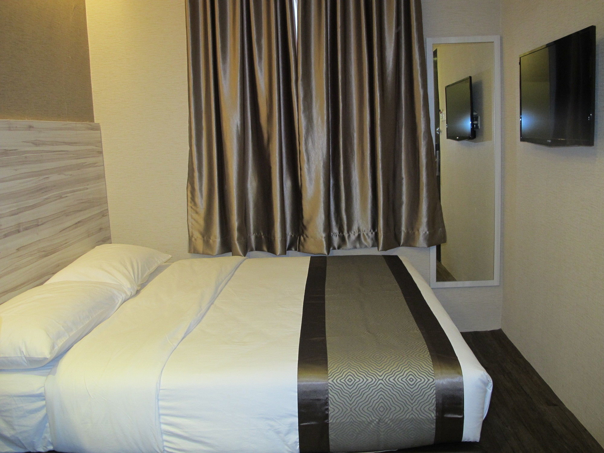 Hotel Austin Paradise - Taman Pulai Utama Skudai Buitenkant foto